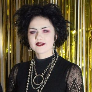 Meet your Posher, Elizabeth